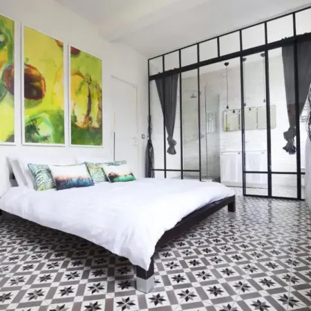 MONTMARTRE ROMANTIC, Bed & Breakfast – Paris
