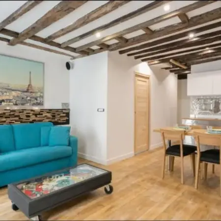 Relais Cocorico « Oeuf » Family Suite with AC