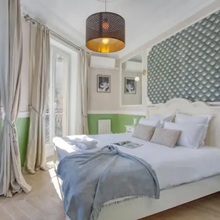 Charmant 100m2 avec 3CH – Romantique Centre Ville