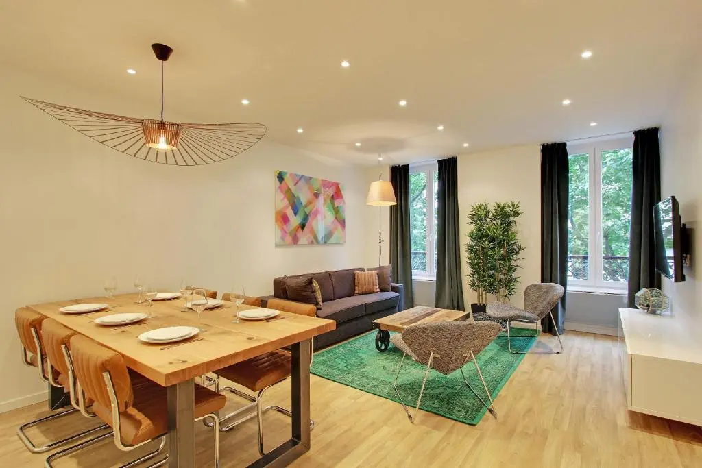 Pick A Flat’s in Champs Elysees – Rue Percier