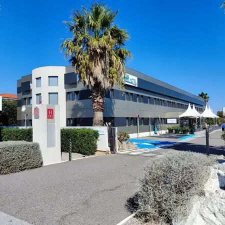 Brit Hotel Porte d’Espagne
