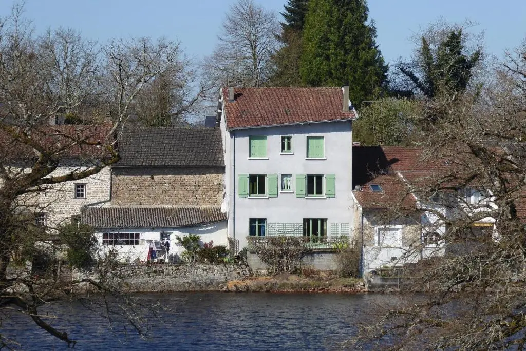 Chambres d’Hôtes L’Hirondelle du Lac
