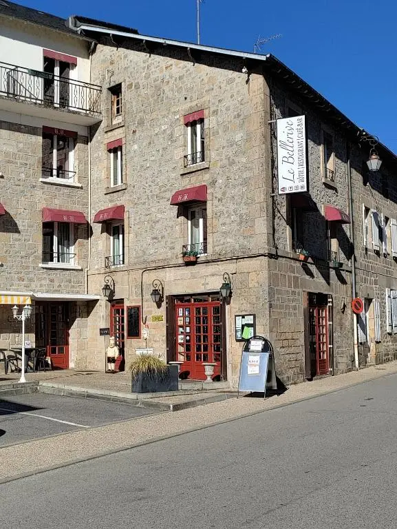 Hotel – Bistro – Bar – PMU Le Bellerive
