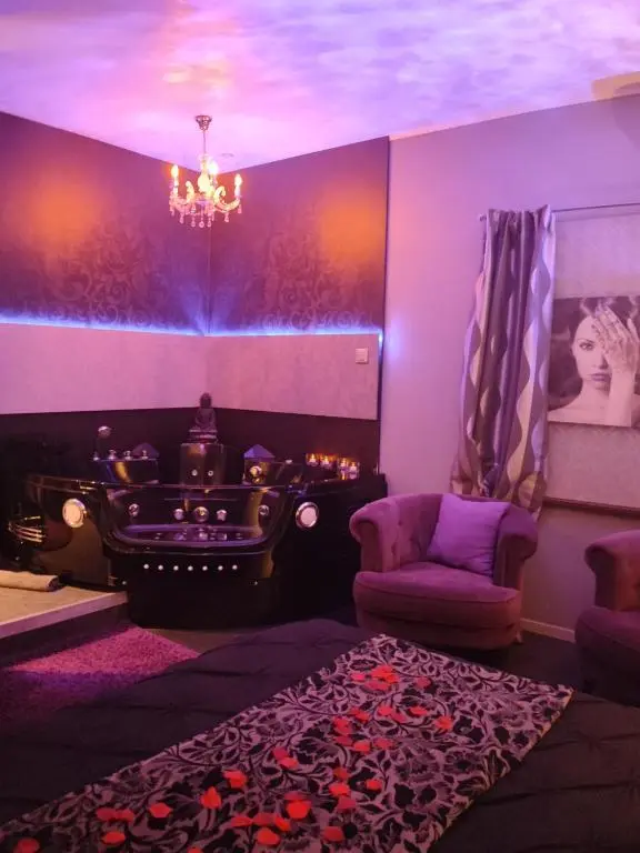 Appartement tout confort avec balnéo et lit king size