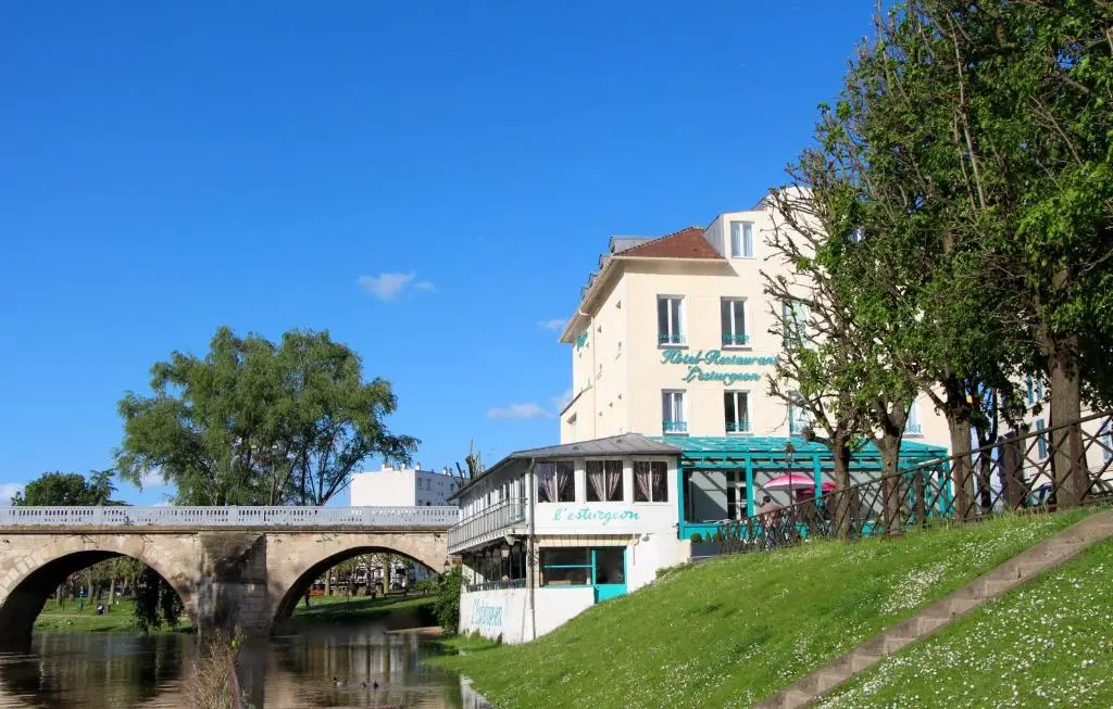 Hôtel L’Esturgeon