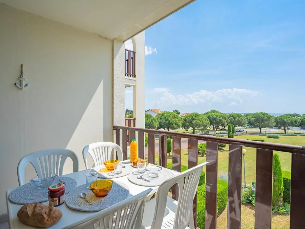 Apartment Les Balcons de l’Atlantique-10 by Interhome