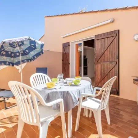 Holiday Home Les Leucatines 3 by Interhome