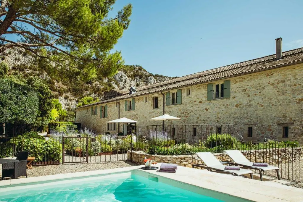Maison CHENET – Les Chambres Entre Vigne et Garrigue – Teritoria