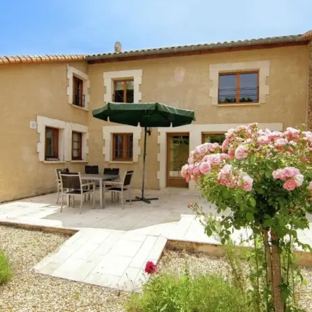 Cottage in Dordogne with Accessible Terrace