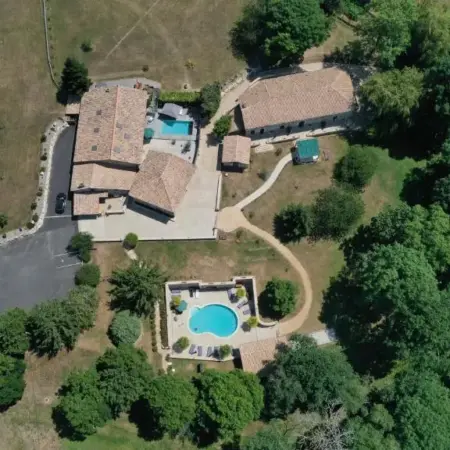 Domaine de Brise Bois – Chambres & Gîtes