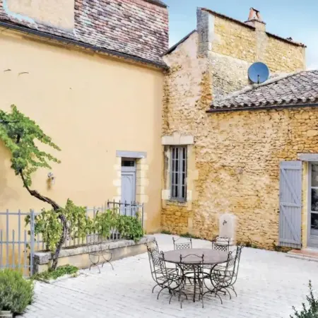 Lovely Home In Sainte Alvère With Sauna