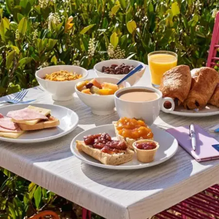 Kyriad Direct Mont De Marsan – St Avit