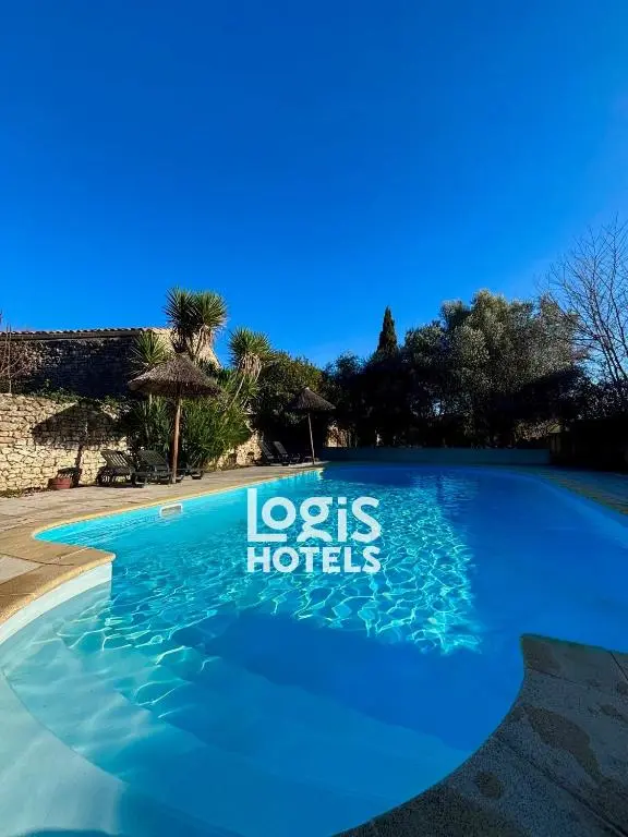 Logis Hotel Restaurant L’Esquielle