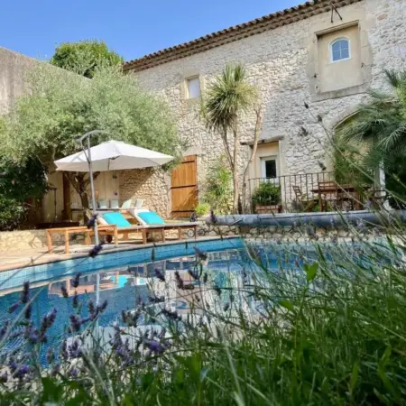 La Maison Des Autres, piscine chauffée, chambres d&rsquo;hôtes proche d&rsquo;Uzès, Nîmes,
Pont du Gard