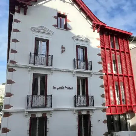 Le Petit Hôtel