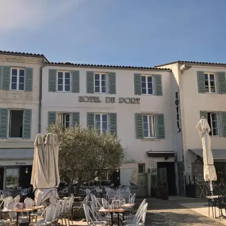 Hôtel du Port
