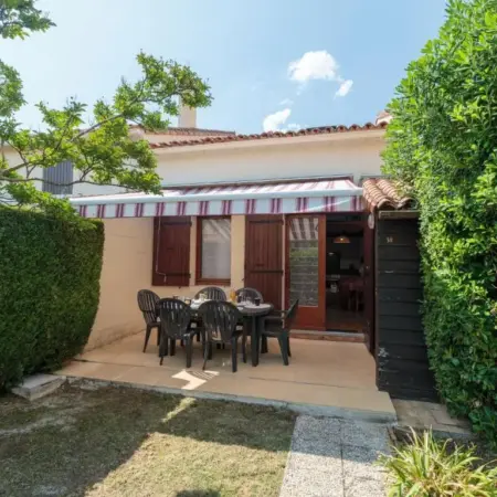 Holiday Home Hameau des Flots by Interhome