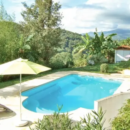 Lovely Home In Saint-Pée-Sur-Nivelle