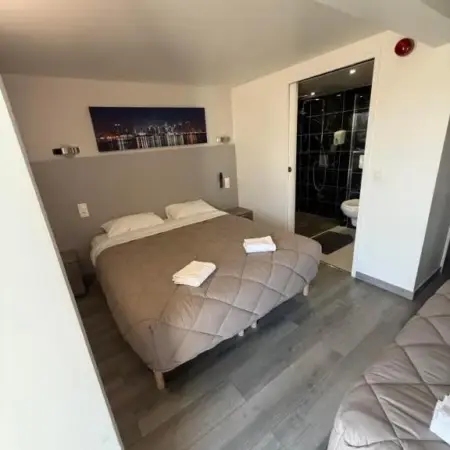 Fasthotel Roissy – Saint-Witz