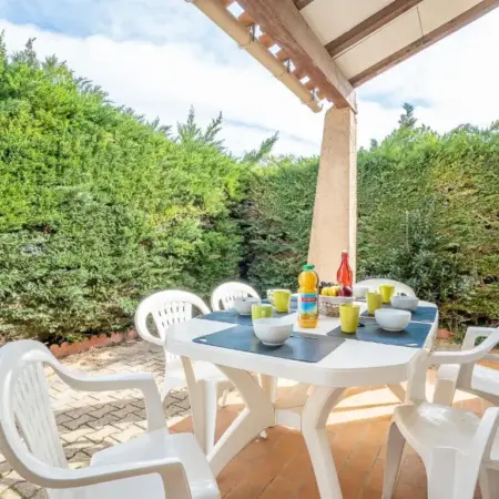 Holiday Home Les Aloès by Interhome