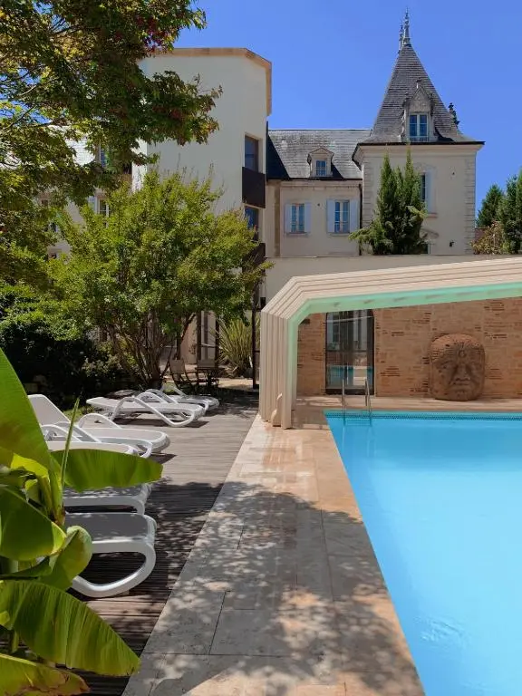 Au Grand Hôtel de Sarlat – Pavillon de SELVES