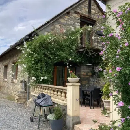 les trois monts