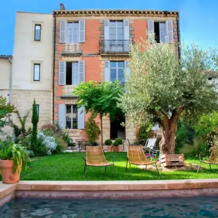 La Maison Rouge d’Uzes B&B