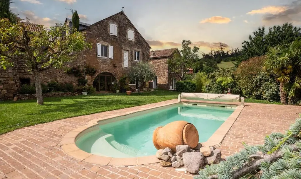 Le Pailler Chambres D’hôtes Restaurant Gîte piscine & spa