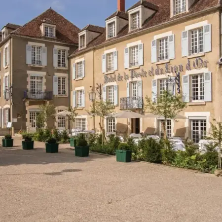 Hôtel Restaurant De La Poste & Du Lion D’or