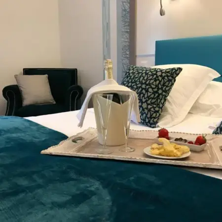 Hotel Restaurant SPA « Le Relais Des Moines – Logis de France »